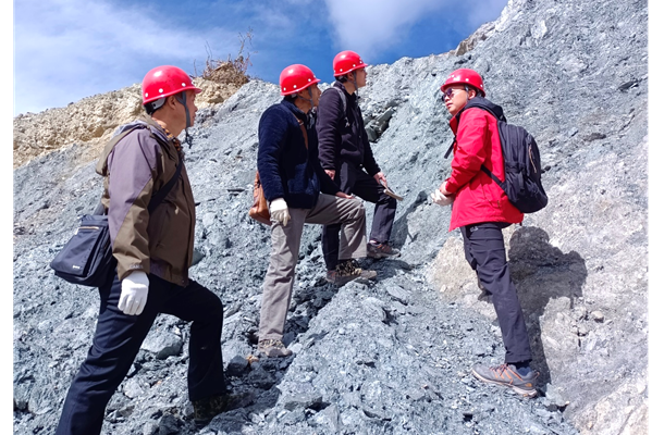 1663573766943433.png 徐志明3_副本.png